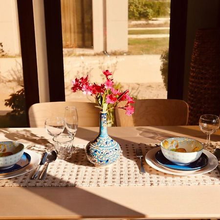 Casa Salalah, Cozy 2-Storey Townhouse In Hawana Salalah With Free Wi-Fi Bagian luar foto